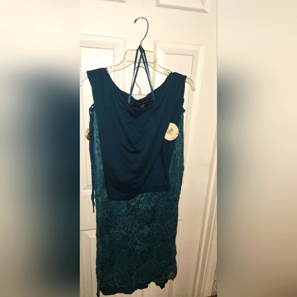 2 piece turquoise skirt and blouse set - Picture 1 of 4